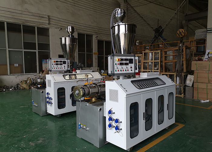 Overview Conical twin screw extruder